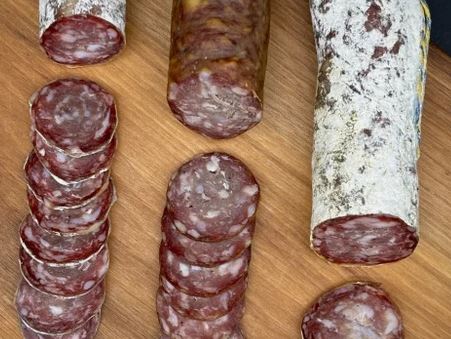 Saucissons env 150g 12€ le lot de 3